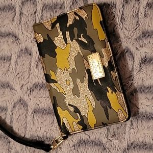 Betsy Johnson Wristlet